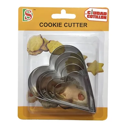 CORTADOR DE GALLETAS CORAZON 5 PCS C179